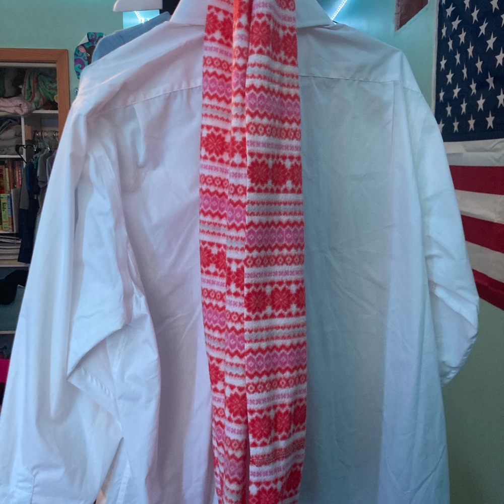 Scarf - Picture 2 of 2